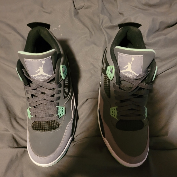 Jordan 4 Green glow - Picture 3 of 8